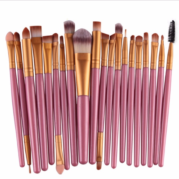 Cute Nation Other - NEW 20pc Pro Makeup Brush Set